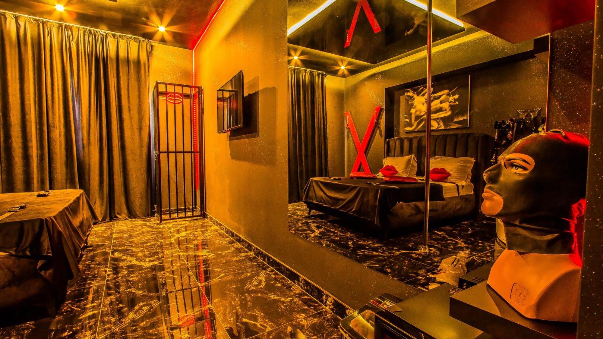 Romeo Nights - Love Rooms - Adults Only 부쿠레슈티 외부 사진