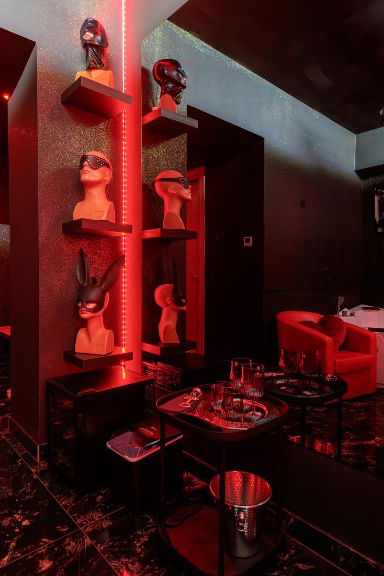 Romeo Nights - Love Rooms - Adults Only 부쿠레슈티 외부 사진