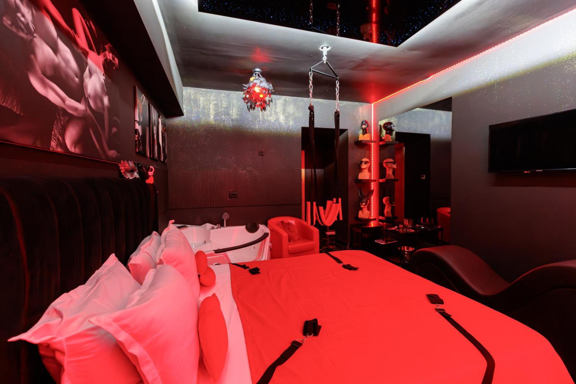 Romeo Nights - Love Rooms - Adults Only 부쿠레슈티 외부 사진