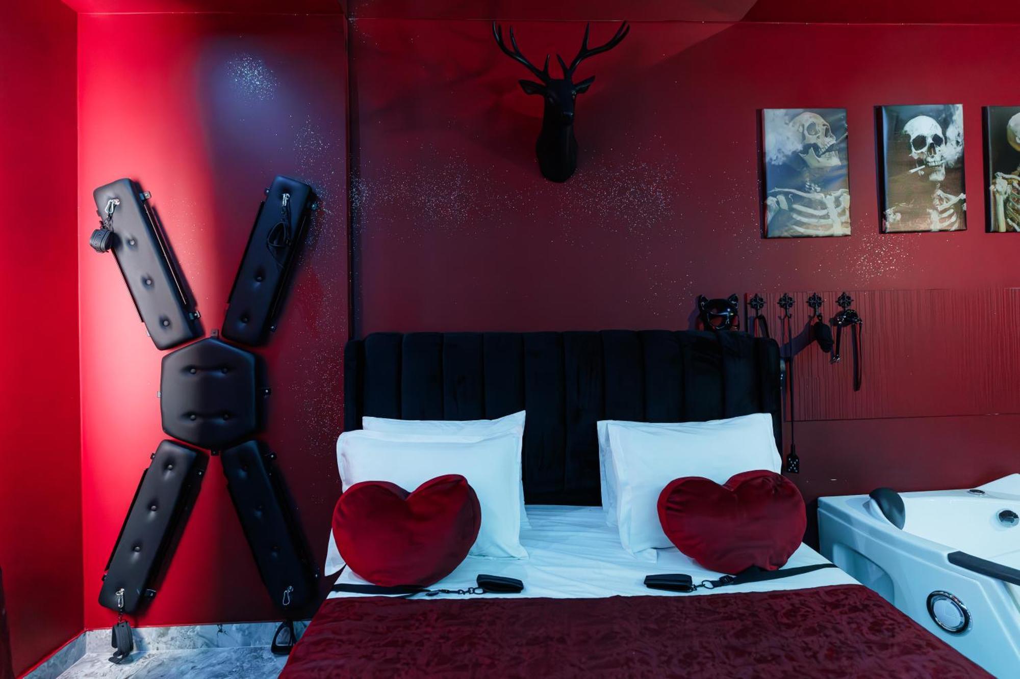 Romeo Nights - Love Rooms - Adults Only 부쿠레슈티 외부 사진